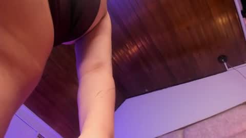francheska121 online show from July 18, 8:00 pm