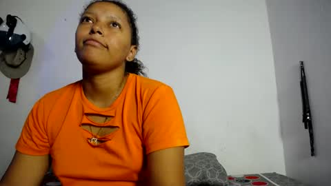 francihot4 online show from June 17, 2:02 am