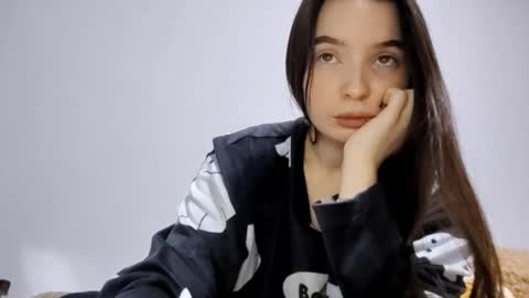 Lina online show from January 13, 9:24 am