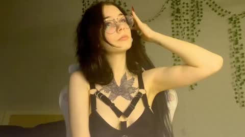 mistress Bastet and  mintcola online show from March 2, 4:03 pm