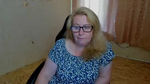 FrauMartha online show from July 5, 12:44 pm