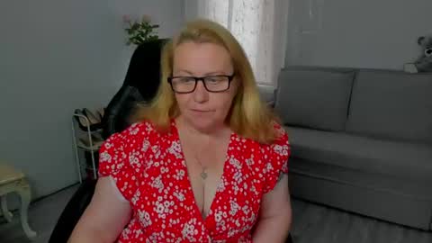 FrauMartha online show from July 10, 12:49 pm
