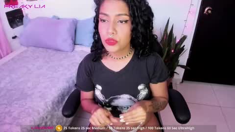 Lia Gomez online show from March 3, 10:51 pm