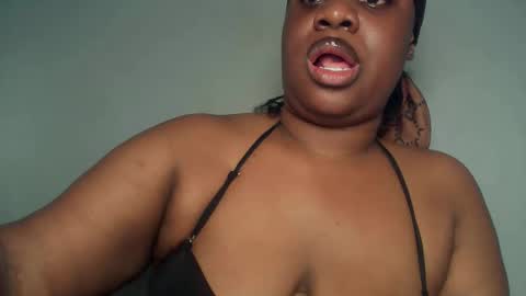 freaky slut5 online show from April 28, 4:38 am