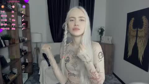 Freya online show from February 27, 6:41 pm