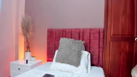 Freya Cameron online show from March 14, 12:50 pm