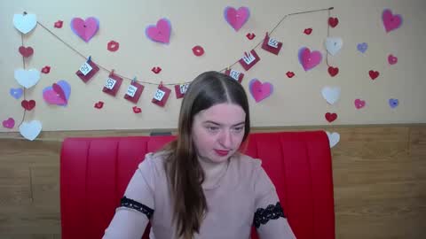 Snapshot of freyadak chatting on February 21, 7:21 pm FreyaDak online show from February 21, 7:21 pm