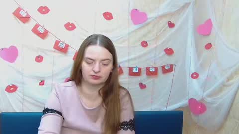 Snapshot of freyadak chatting on February 18, 4:15 am FreyaDak online show from February 18, 4:15 am