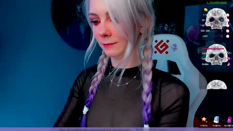 Frida A boost to fortune for the one who gives a thumbs up and a bonus lucky for those who support me by joining the fanclub online show from February 2, 1:45 am