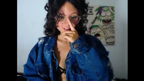 frikisa online show from April 25, 4:59 am
