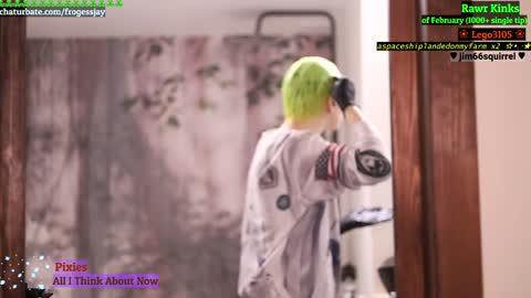   Jaywise Frogfoot  online show from February 4, 1:02 am