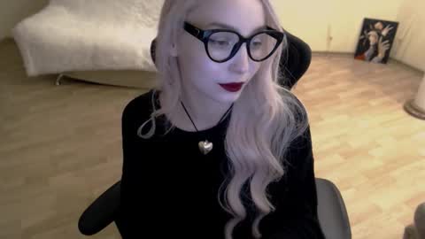 Lilith online show from October 2, 6:02 pm