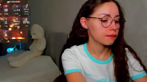 fun__nd__bun online show from August 3, 3:43 am