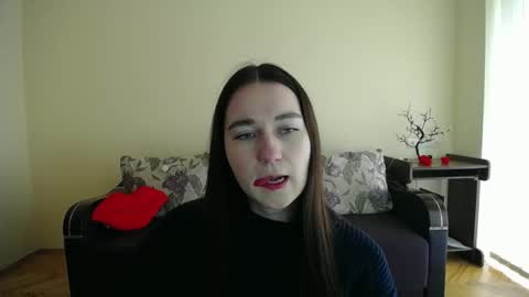 Jaklin online show from October 2, 8:19 am