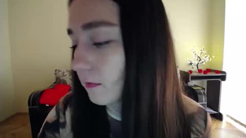 Jaklin online show from May 1, 8:50 am