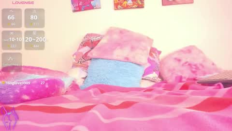 please follow my friendasya zas online show from December 4, 7:03 pm