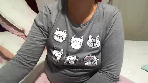 gaby  layla online show from July 22, 10:55 pm
