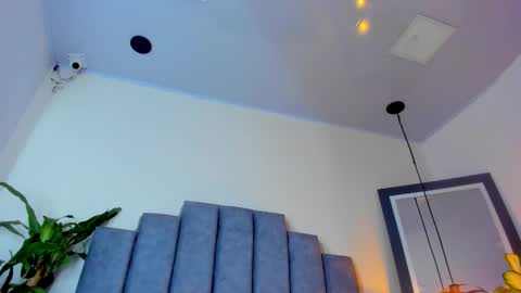 Carolina online show from November 22, 2:09 pm