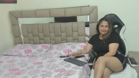 Snapshot of gabriela_ponce chatting on February 21, 11:21 pm gabriela ponce online show from February 21, 11:21 pm