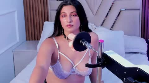 Gabriela Kassi online show from March 12, 3:46 am