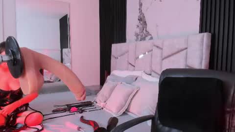 Gabriela Kassi online show from July 9, 7:05 pm