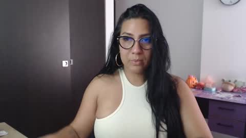 Gaby Blue online show from November 11, 7:00 pm