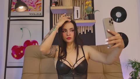 Gaby  online show from November 24, 1:13 pm