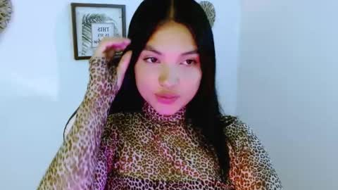 My name is Gabriela.. nice to meet you thumbs up please its very important to me online show from February 13, 3:19 am