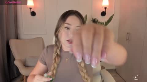 gaby  online show from September 23, 11:25 pm