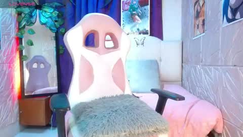 Snapshot of gaby_tailor_ chatting on January 30, 5:06 pm Gaby online show from January 30, 5:06 pm