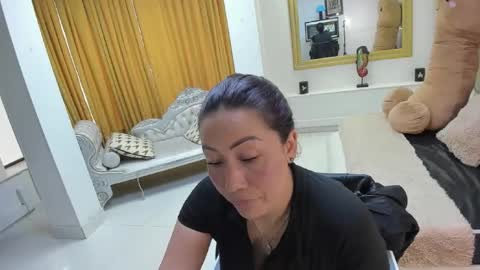 gabriela online show from April 30, 6:35 pm