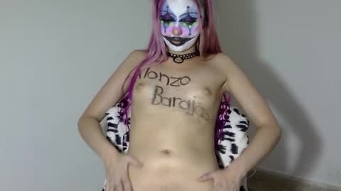 gabygumms online show from November 24, 7:10 am