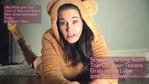 Rhi Connor online show from August 4, 8:48 pm
