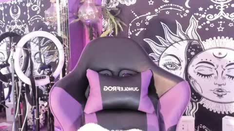 Gaia online show from June 29, 1:44 pm