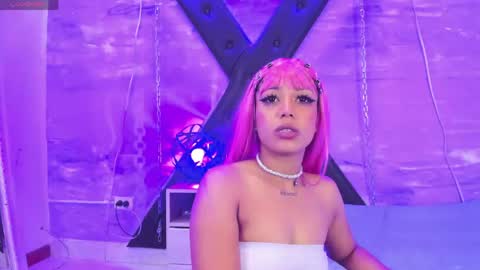 gaiia_uwu online show from May 4, 9:51 pm