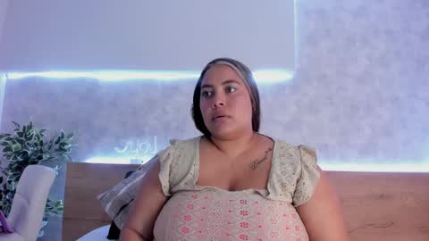 geminis muentes online show from December 31, 2:51 am