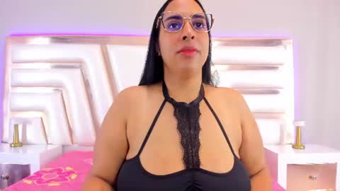 geminisclark online show from August 5, 1:06 pm