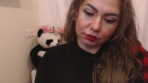 Snapshot of genesisgems11_ chatting on January 24, 2:39 am Genesis online show from January 24, 2:39 am