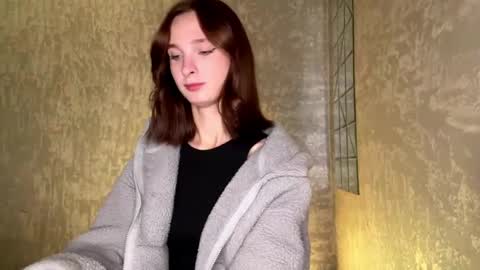 Riana online show from May 18, 11:16 am
