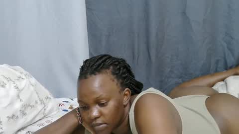 georgeous_kimberly online show from January 14, 7:02 am