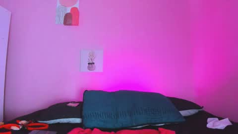 GEORGINA FERRI online show from December 5, 6:20 pm