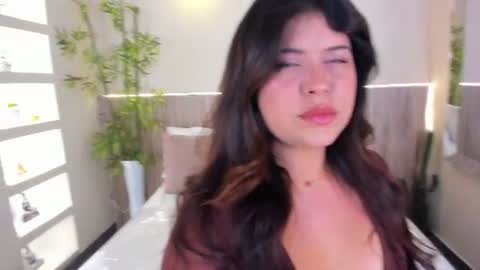 GeorginaReyes  online show from June 24, 10:42 pm