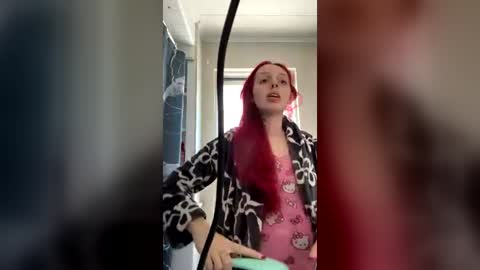 gggpixieprincess99 online show from July 4, 4:25 pm
