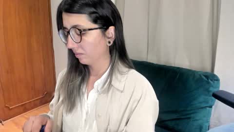 Snapshot of ghostcrimson chatting on September 17, 2:53 am andy online show from September 17, 2:53 am