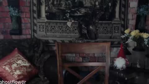 ghostflower online show from November 2, 6:33 pm