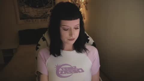 ghoticspectre online show from July 16, 5:17 pm