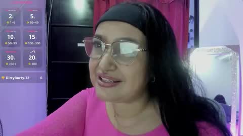 nahomi online show from September 26, 2:31 am