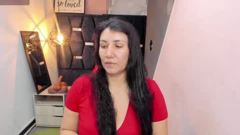 Snapshot of giafox_ chatting on October 11, 1:25 pm G I A FOX online show from October 11, 1:25 pm