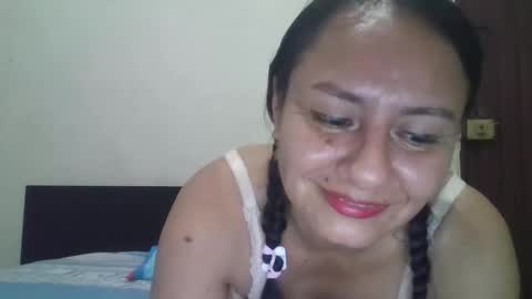 gianna165909 online show from February 12, 3:18 am