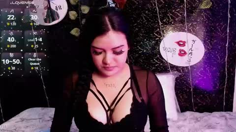 Gianna lopez online show from June 5, 7:53 pm